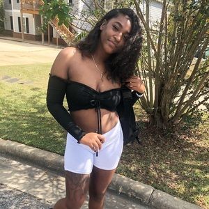 Meet your Posher, Ashley